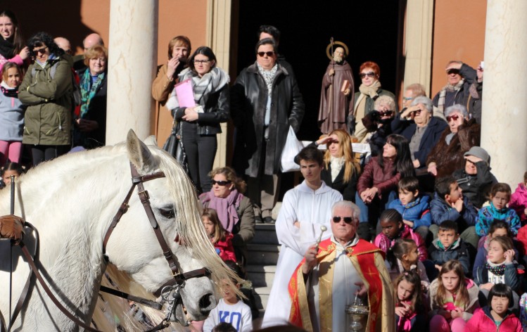 Sant Antoni Tres Tombs