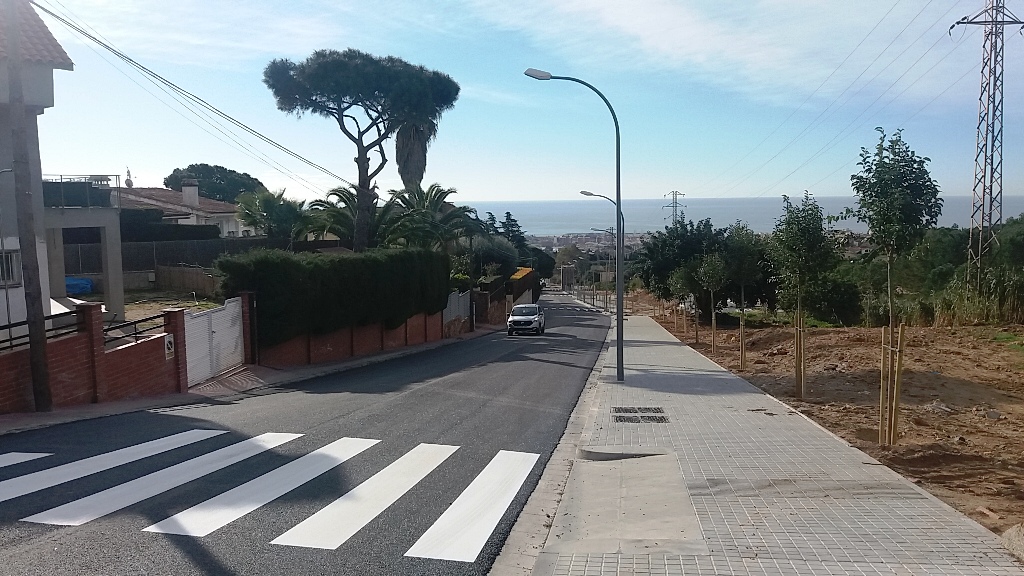 Pavimentació Av. Comptal