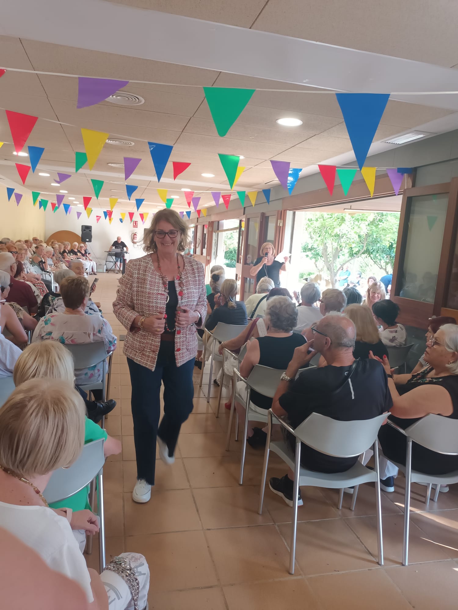Més de cent persones acomiaden el curs del Casal de Can Rafart